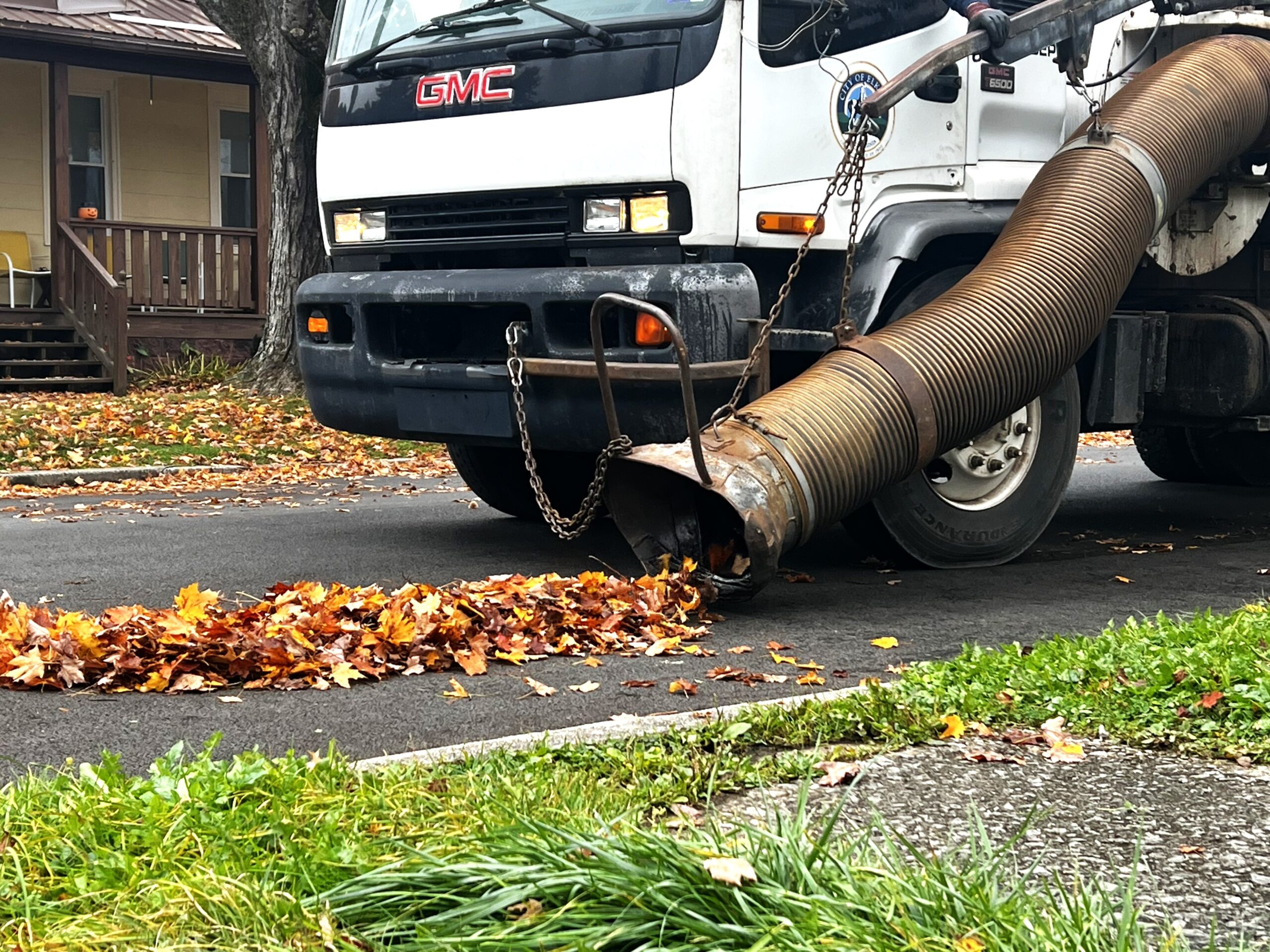 Leaf Collection Truck City of Elkins WV
